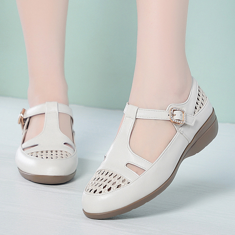 Street Fashion Plus Size - Sepatu Baru Ukuran Besar 34-43 Fashion