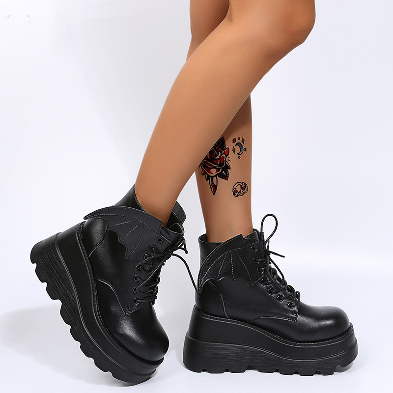 Sepatu Bot Platform Gothic Wan - Street Fashion Plus Size ulasan dan harga