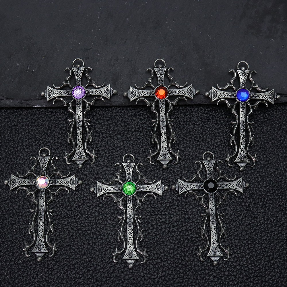 2 buah liontin salib berongga  - Street Fashion Necklace ulasan dan harga