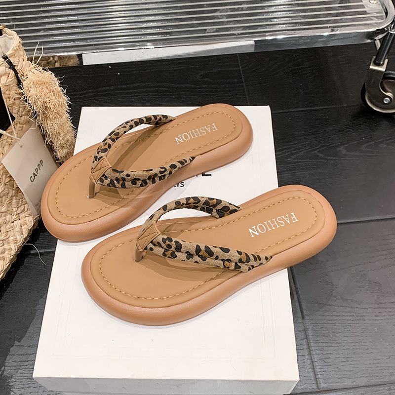 Sandal Jepit Bermerek untuk Wa - Street Fashion Brands ulasan dan harga