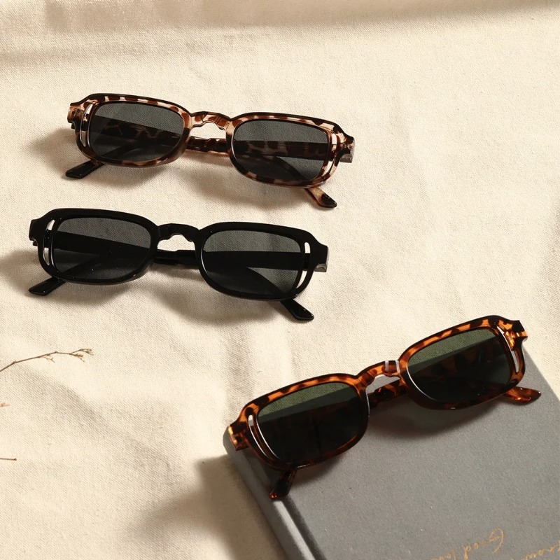 Kacamata Hitam Persegi Panjang - Street Fashion Brands ulasan dan harga