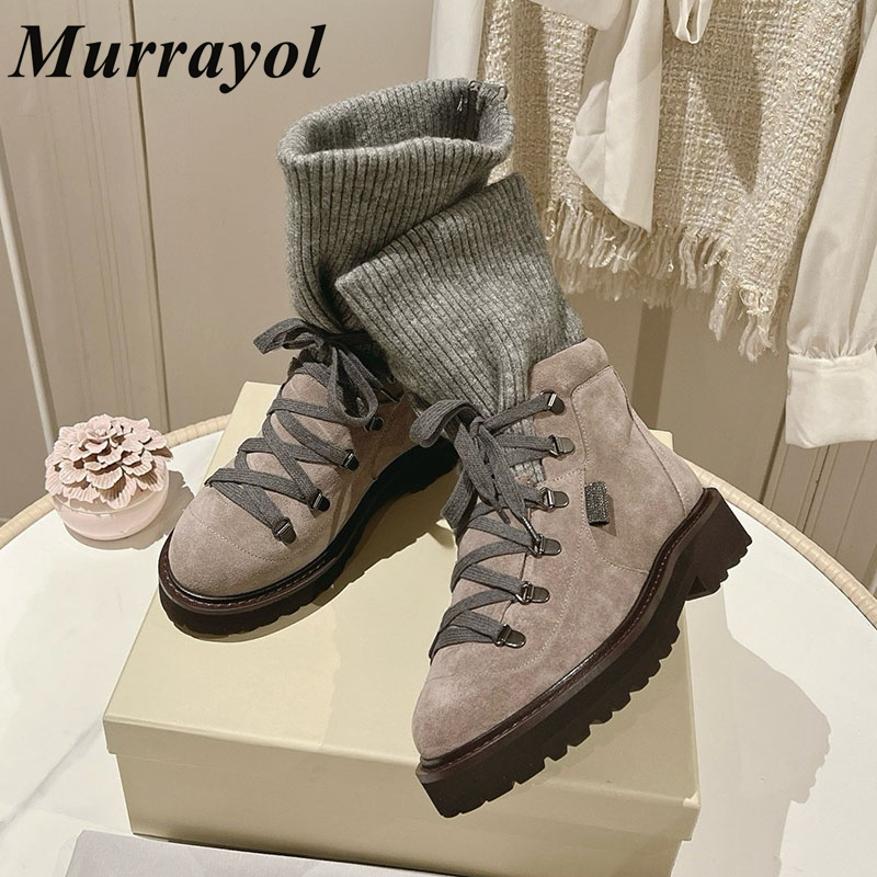 Sepatu Bot Pendek Wanita Musim - Street Fashion Rome 2026 ulasan dan harga