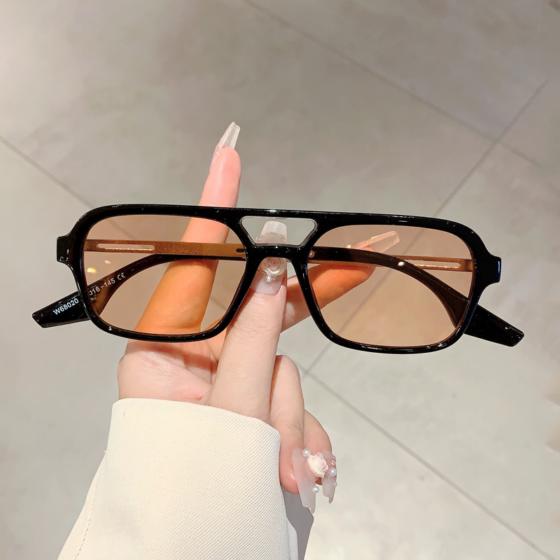 Kacamata Hitam Wanita Trendy M - Street Fashion Brands ulasan dan harga