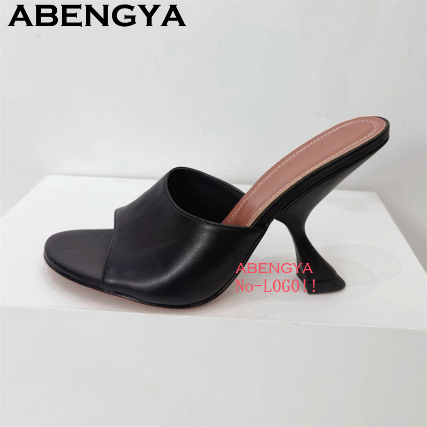 Sandal Hak Tinggi StrangeThin  - Street Fashion Rome 2026 ulasan dan harga